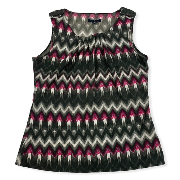 Banana Republic Tops - Banana Republic Multicolor Chevron Sleeveless Blouse Scoop Neck Size PM Petite M